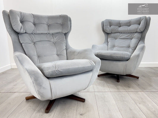 Pair of Parker Knoll Statesman, Mid Century Swivel Egg Chairs