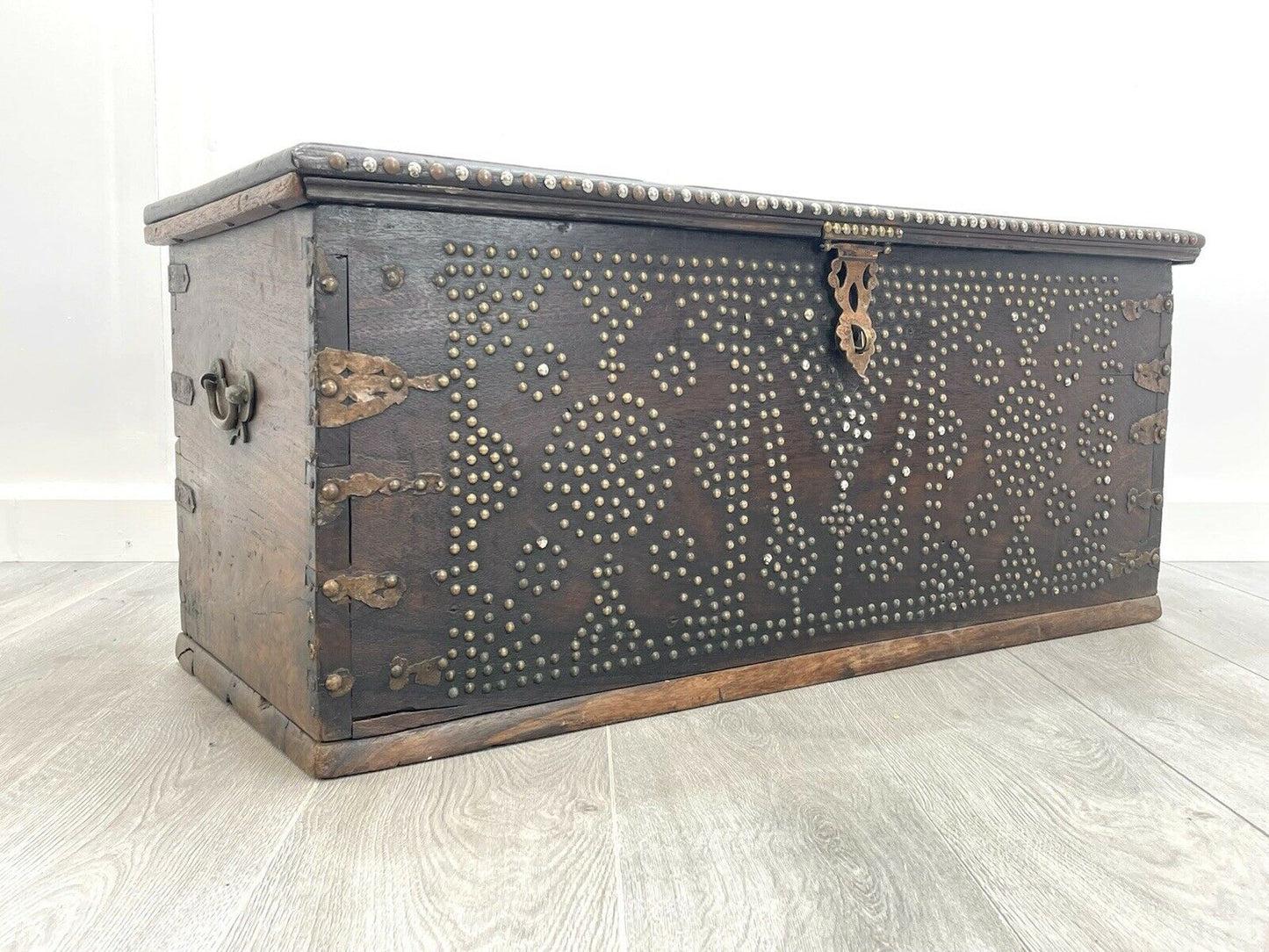 19th Century, Studded Rosewood Zanzibar Chest With Secret Compartment