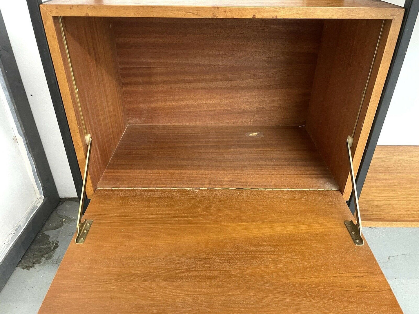 STAPLES LADDERAX - 4 Bay, Retro Modular Shelving System