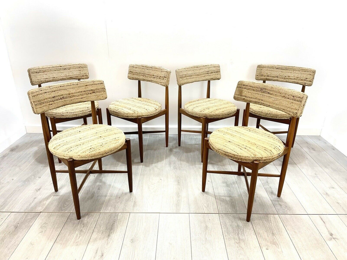 Kofod Larsen for G Plan, Mid Century Dining Table and 6 Chairs