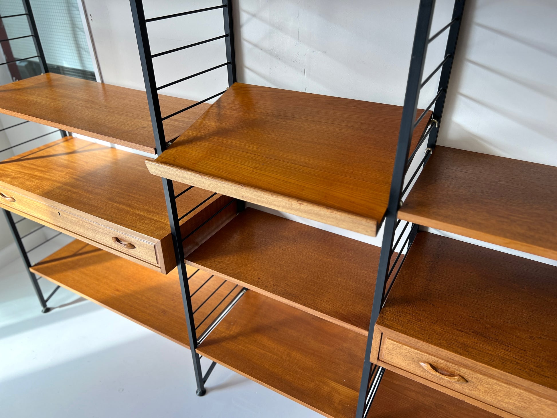 Ladderax, Mid Century Modular Shelving System