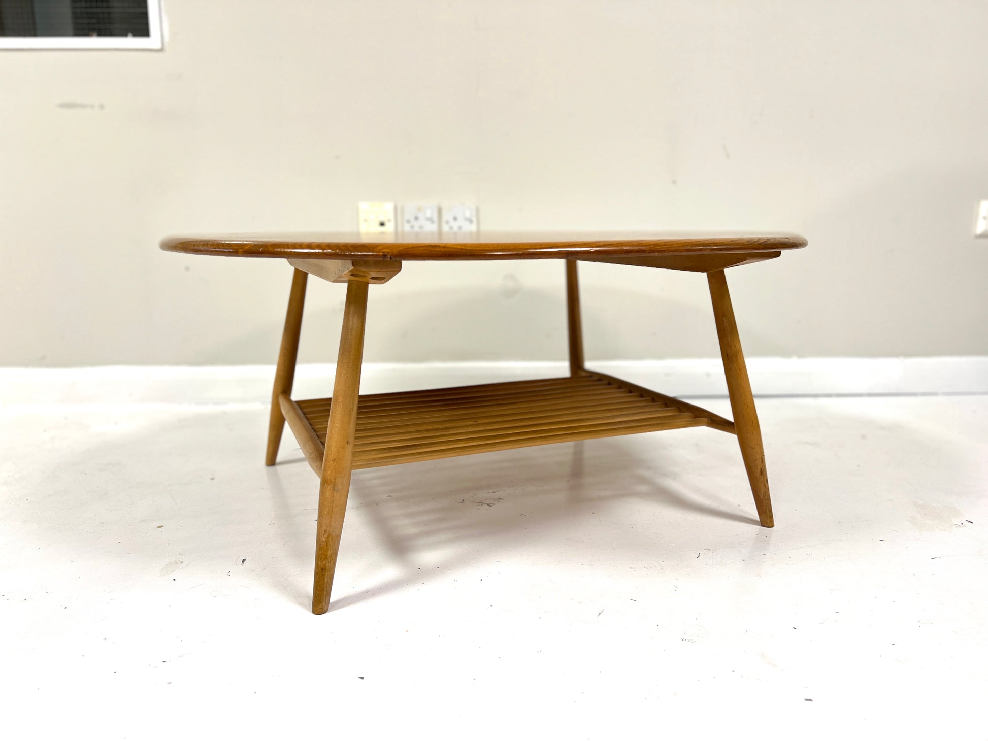 Ercol 454, Vintage Elm Coffee Table