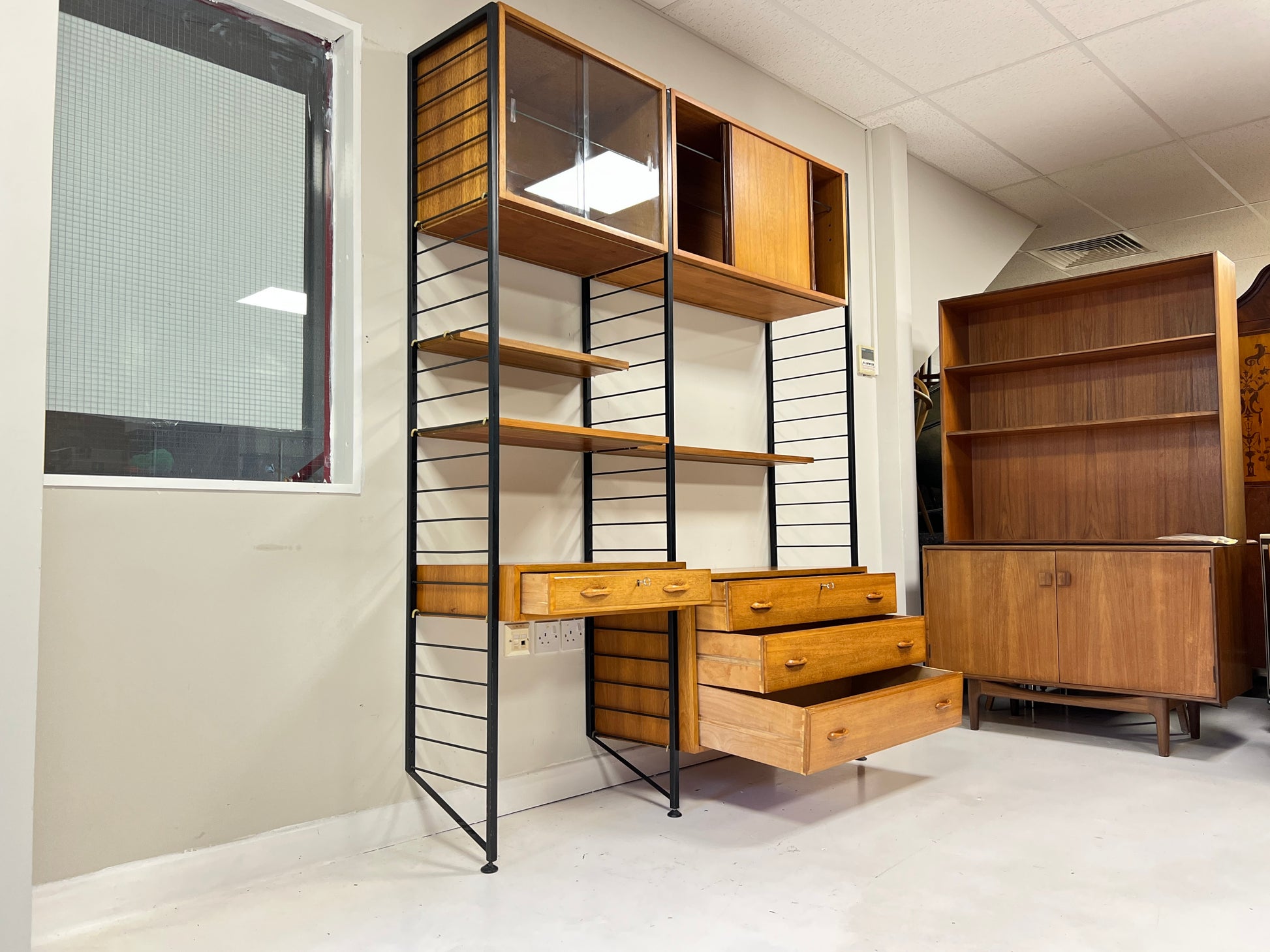 Ladderax, Modular Shelving and Storage System