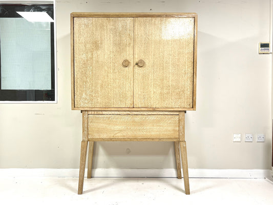 Mid Century, Limed Oak Drinks / Cocktail Cabinet