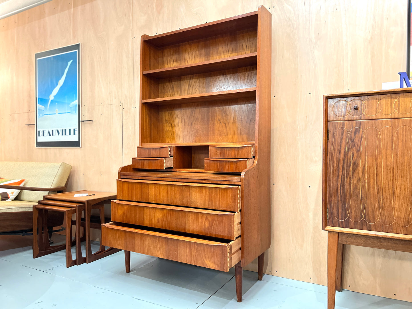 EP Møbler, Rosewood Bookcase Bureau