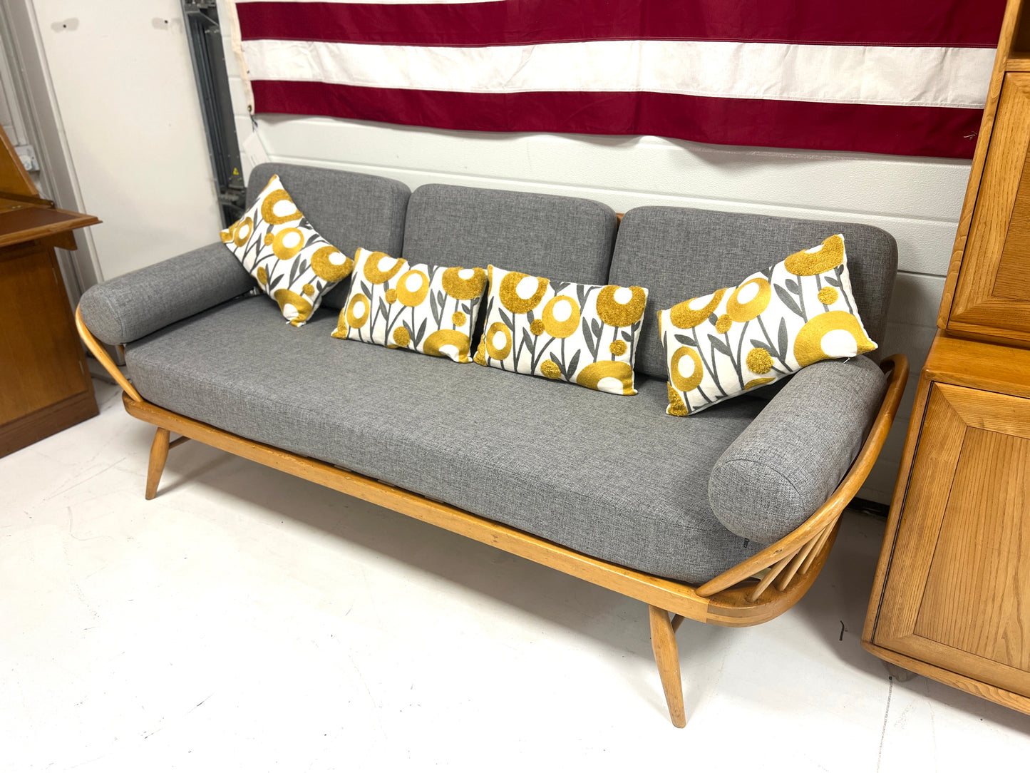 Ercol 355, Studio Couch / Day Bed with New Cushions