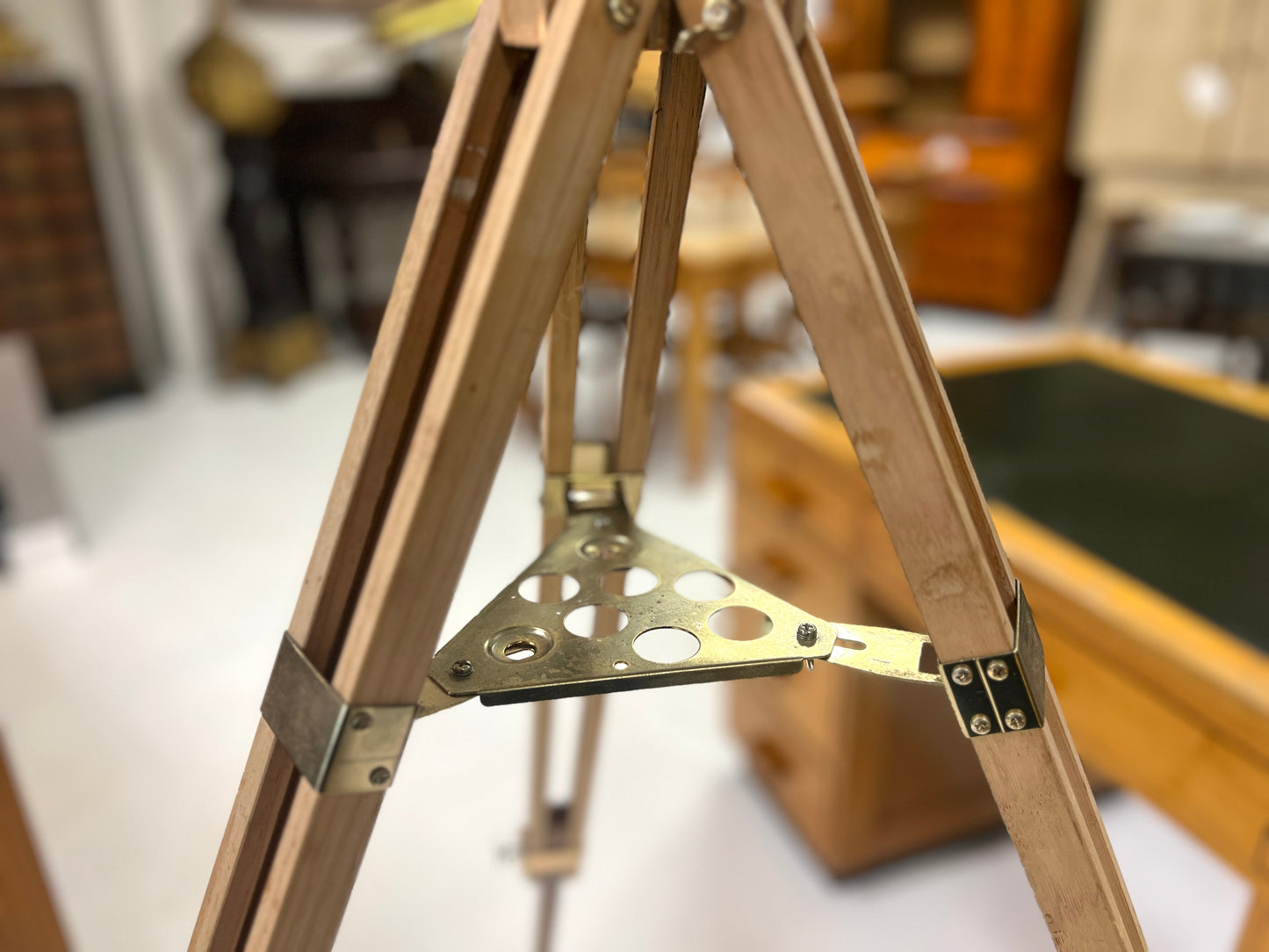 Bushnell, Harbourmaster Brass Telescope on Wooden Tripod