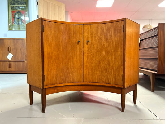 Greaves and Thomas, Teak Mid-Century Corner Unit with Double Doors