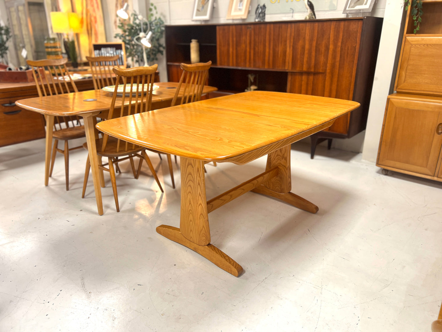 Ercol Elm Dining Table, Model 1157, Extending Trestle Table