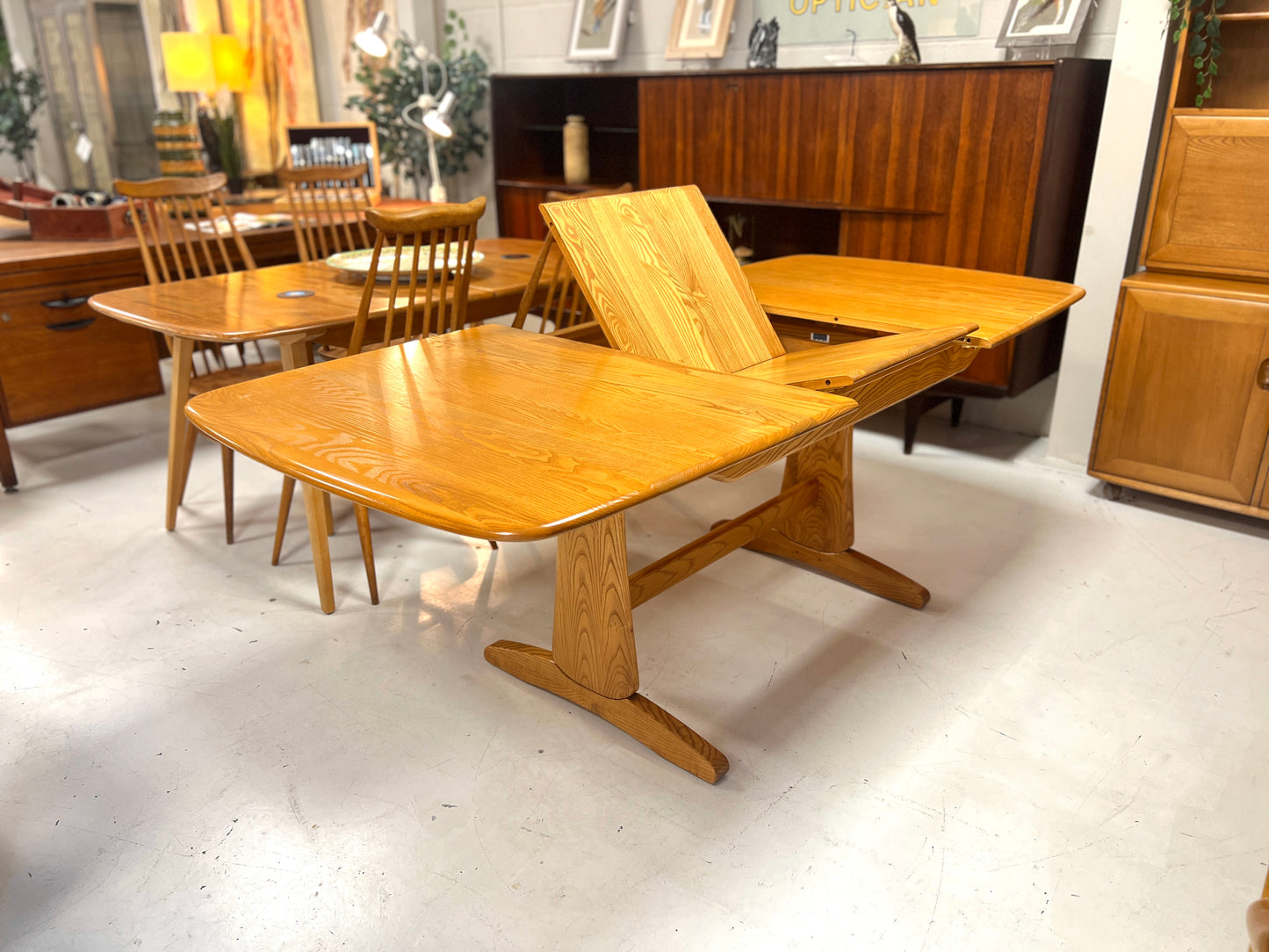 Ercol Elm Dining Table, Model 1157, Extending Trestle Table