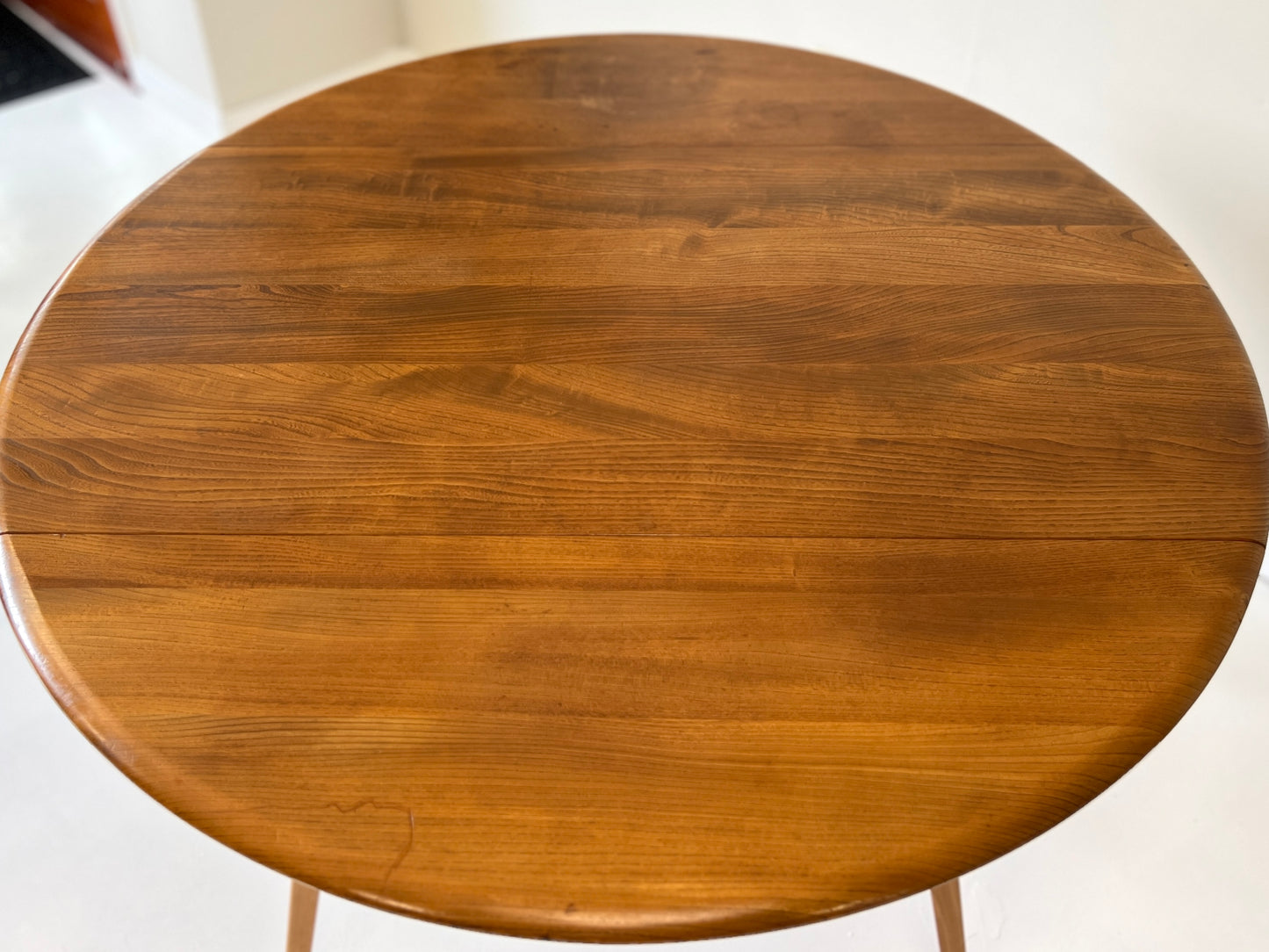 Ercol Model 384, Mid Century Drop Leaf Oval Dining Table