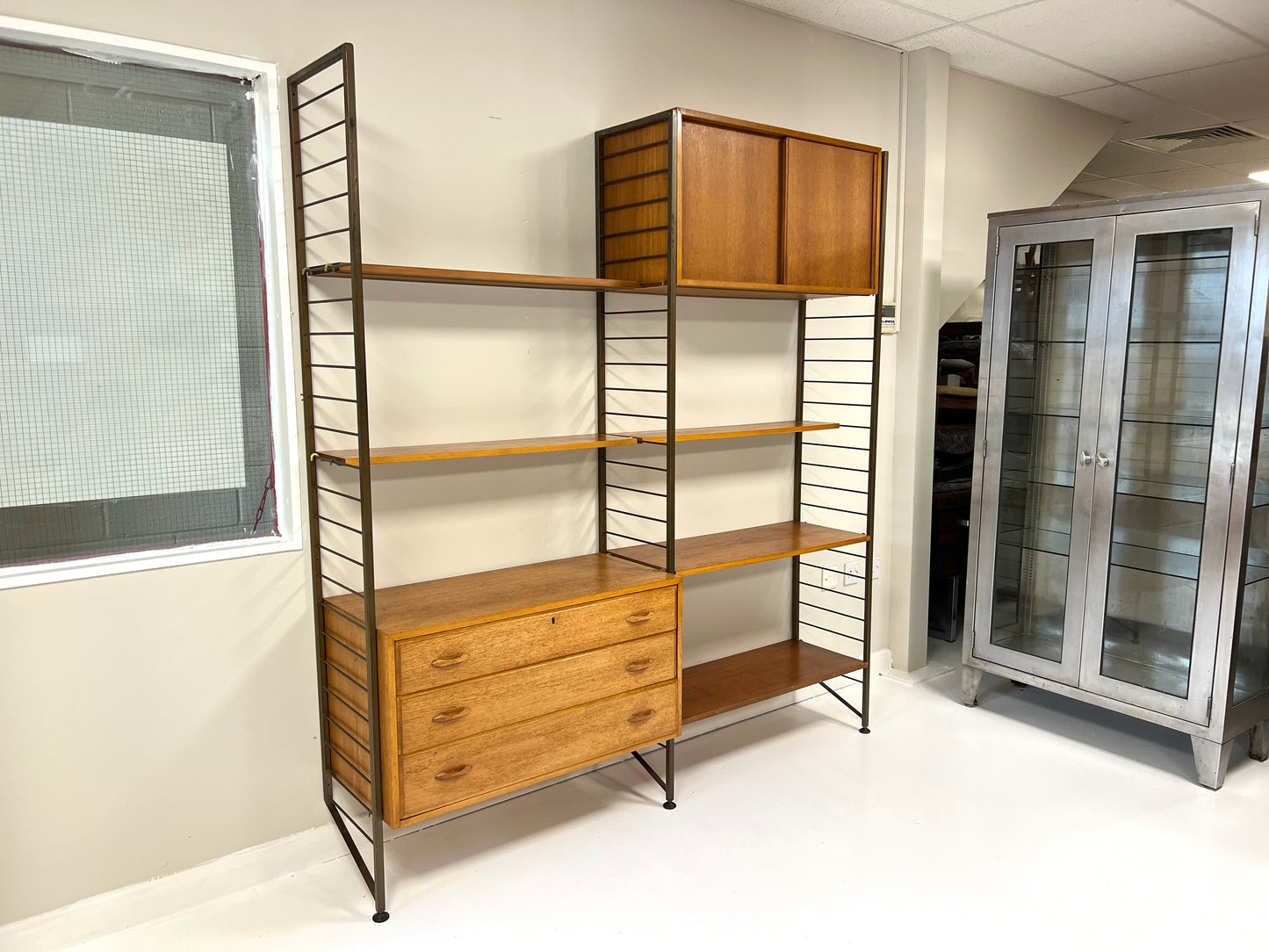 Ladderax, Mid Century Modular Shelving System