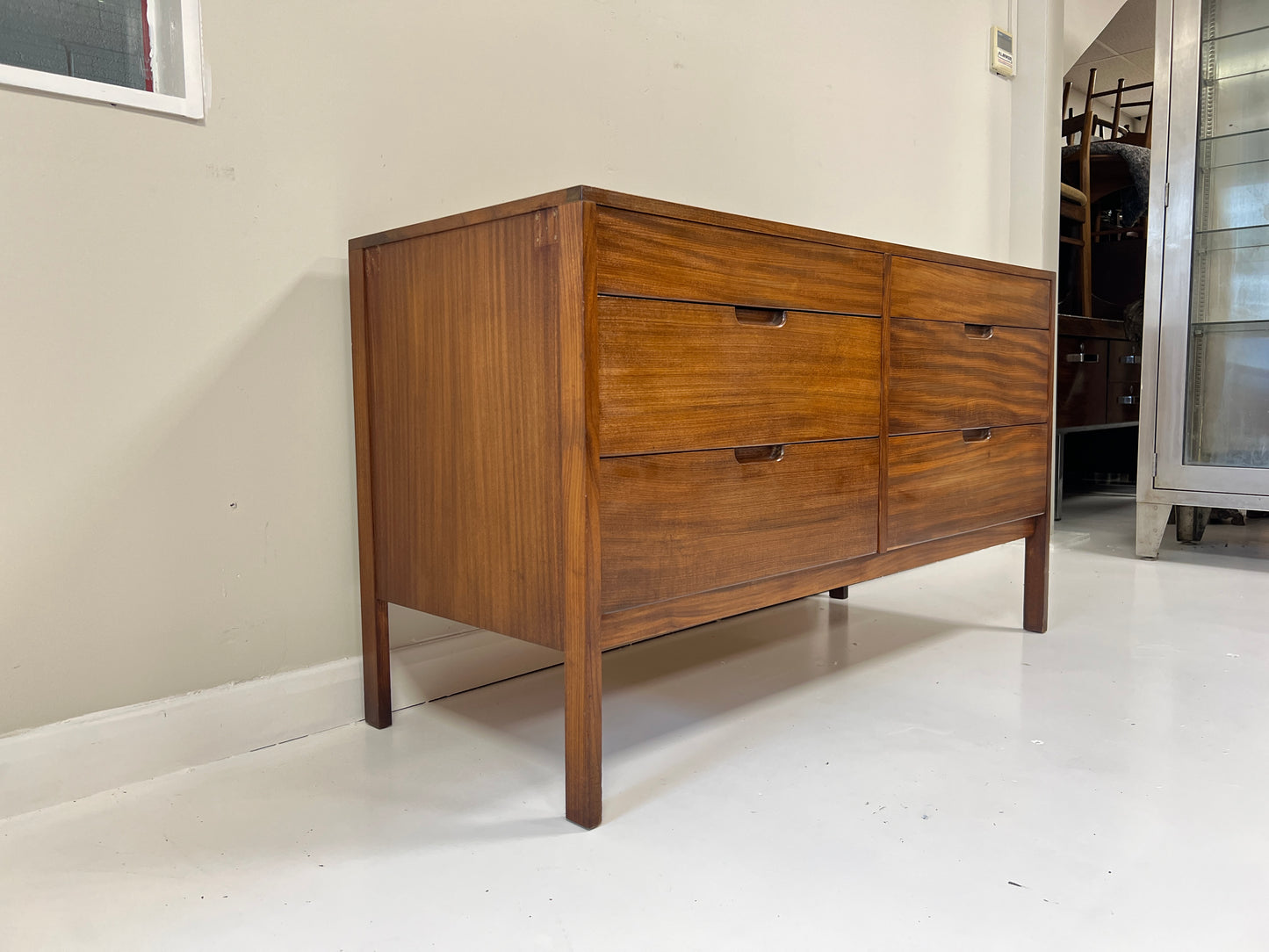 Richard Hornby, Mid Century Chest of Drawers