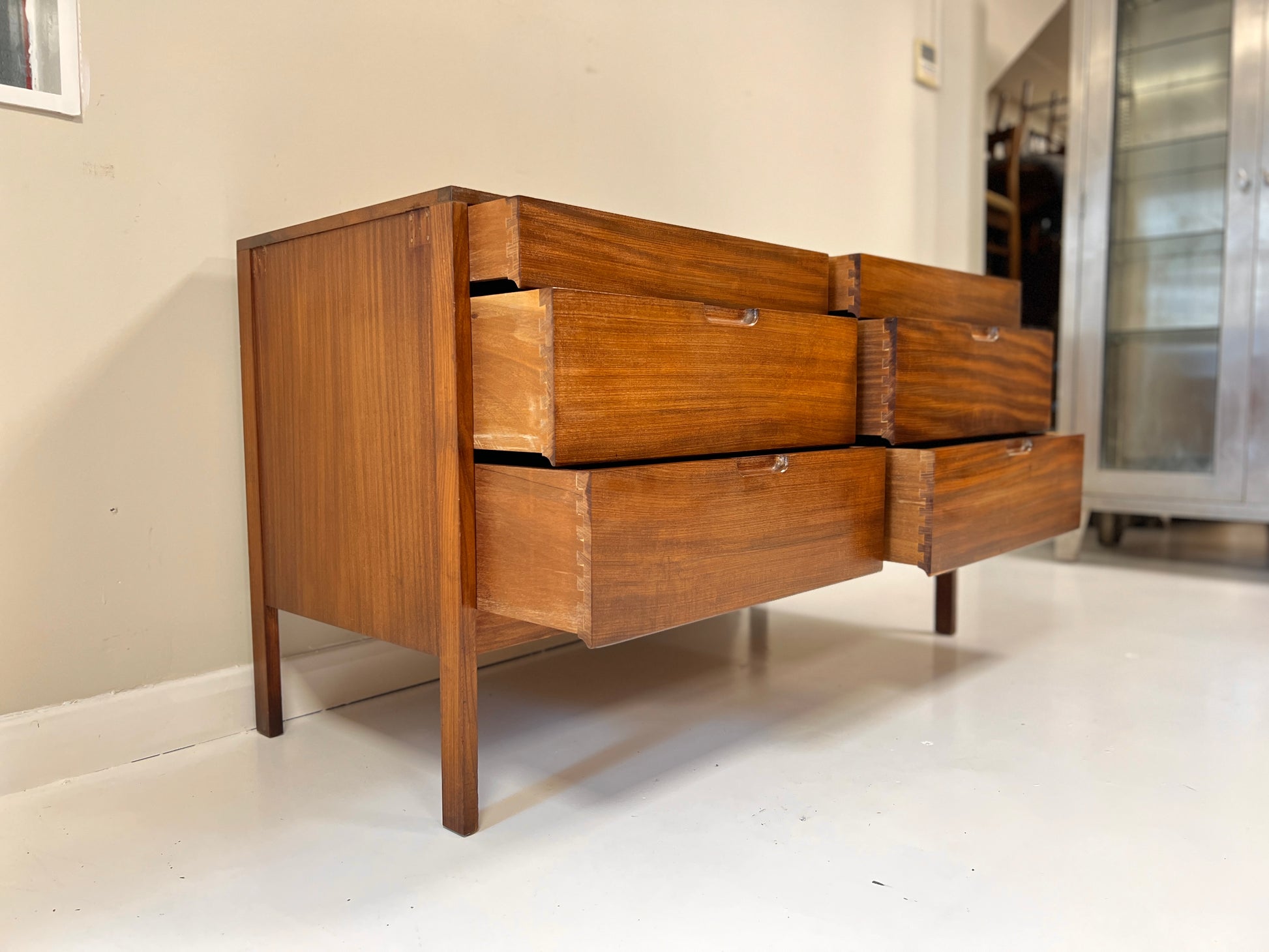 Richard Hornby, Mid Century Chest of Drawers