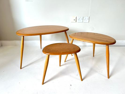 Ercol Pebble (Model 354), Mid Century Nest of Tables