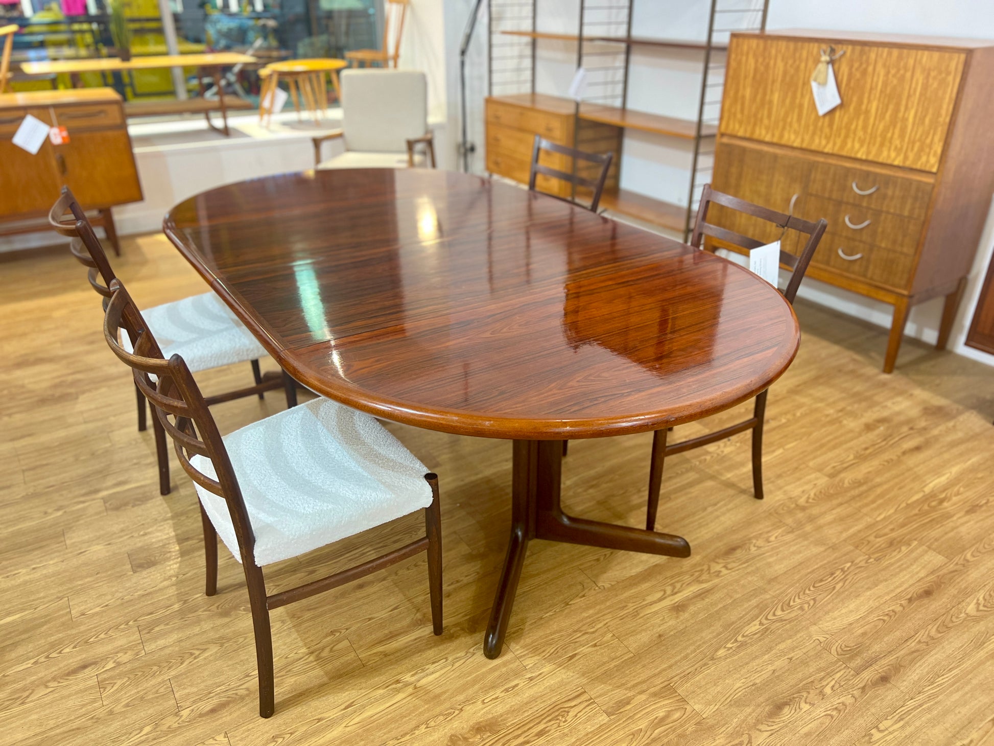 Gudme Møbelfabrik, Danish Rosewood Extending Dining Table