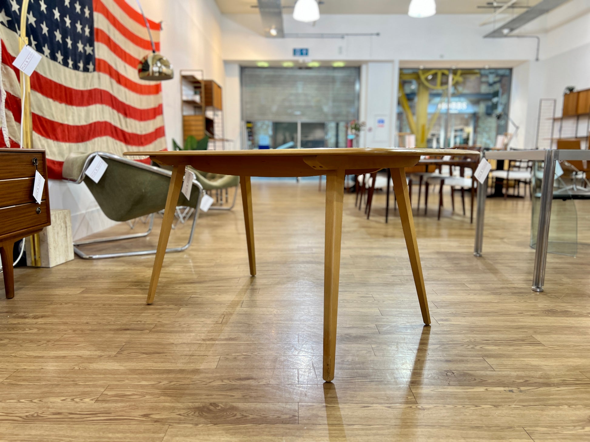 Ercol 382, Mid Century Elm Dining table