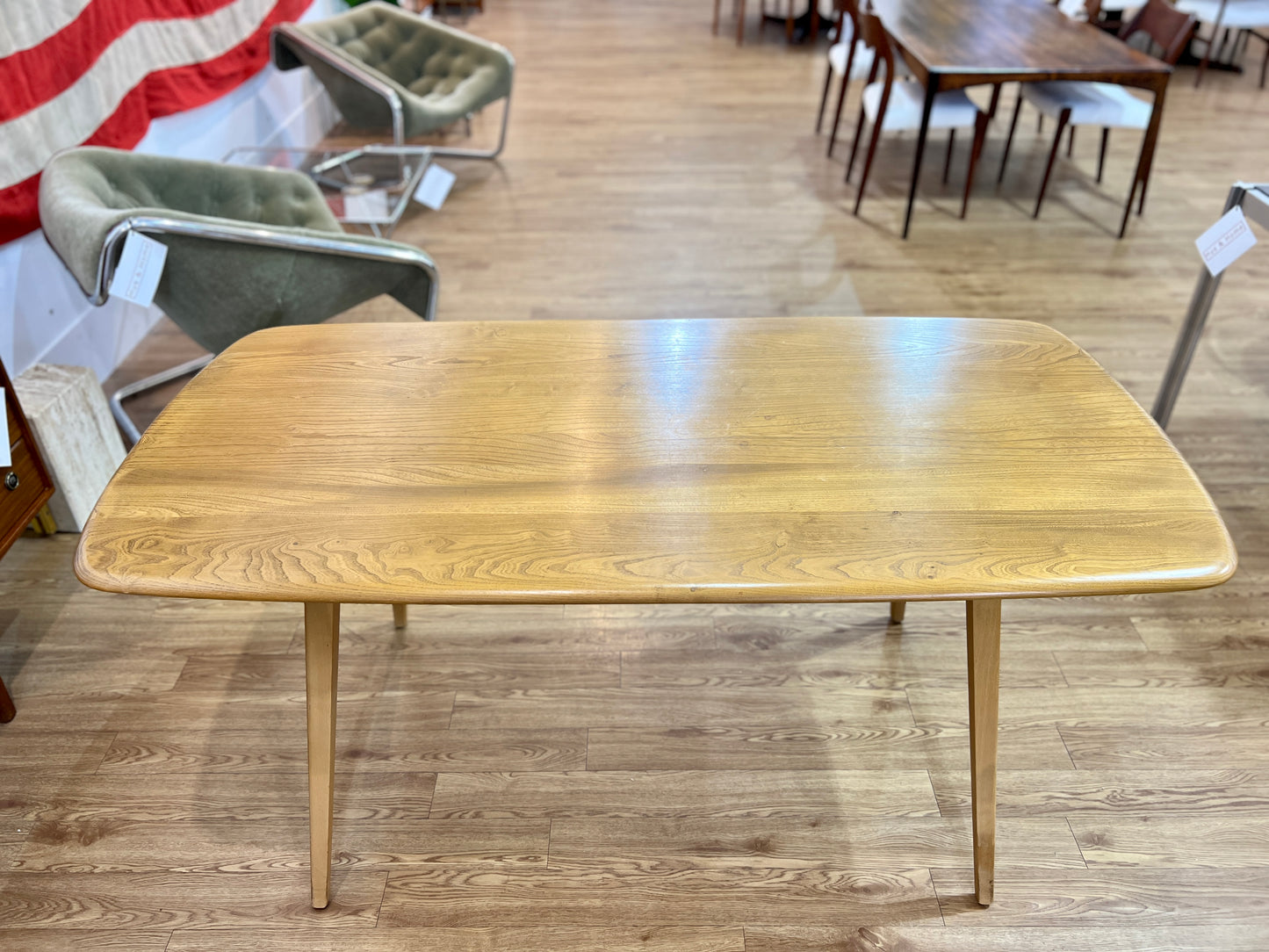 Ercol 382, Mid Century Elm Dining table