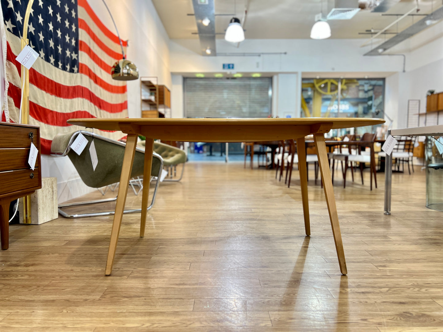 Ercol 382, Mid Century Elm Dining table