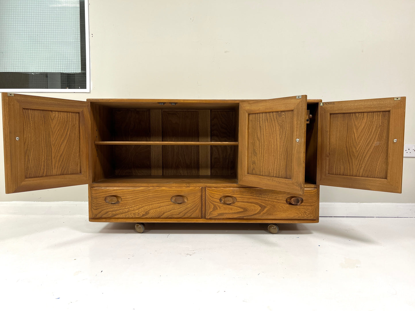 Ercol 468, Vintage Elm Sideboard