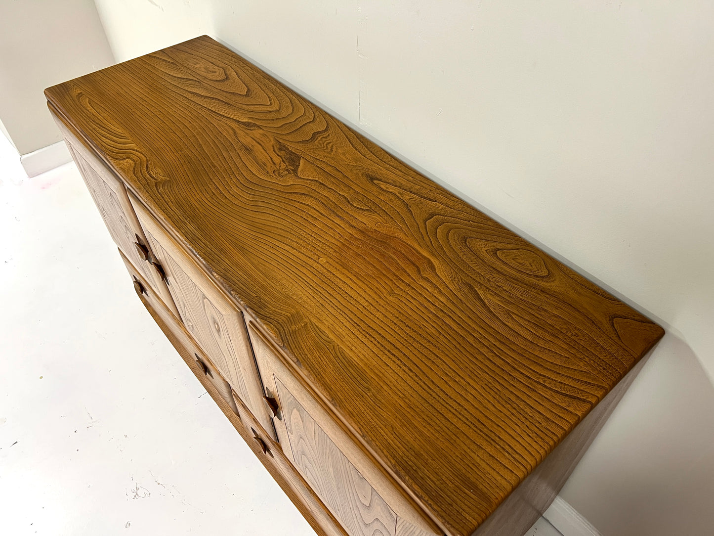 Ercol 468, Vintage Elm Sideboard