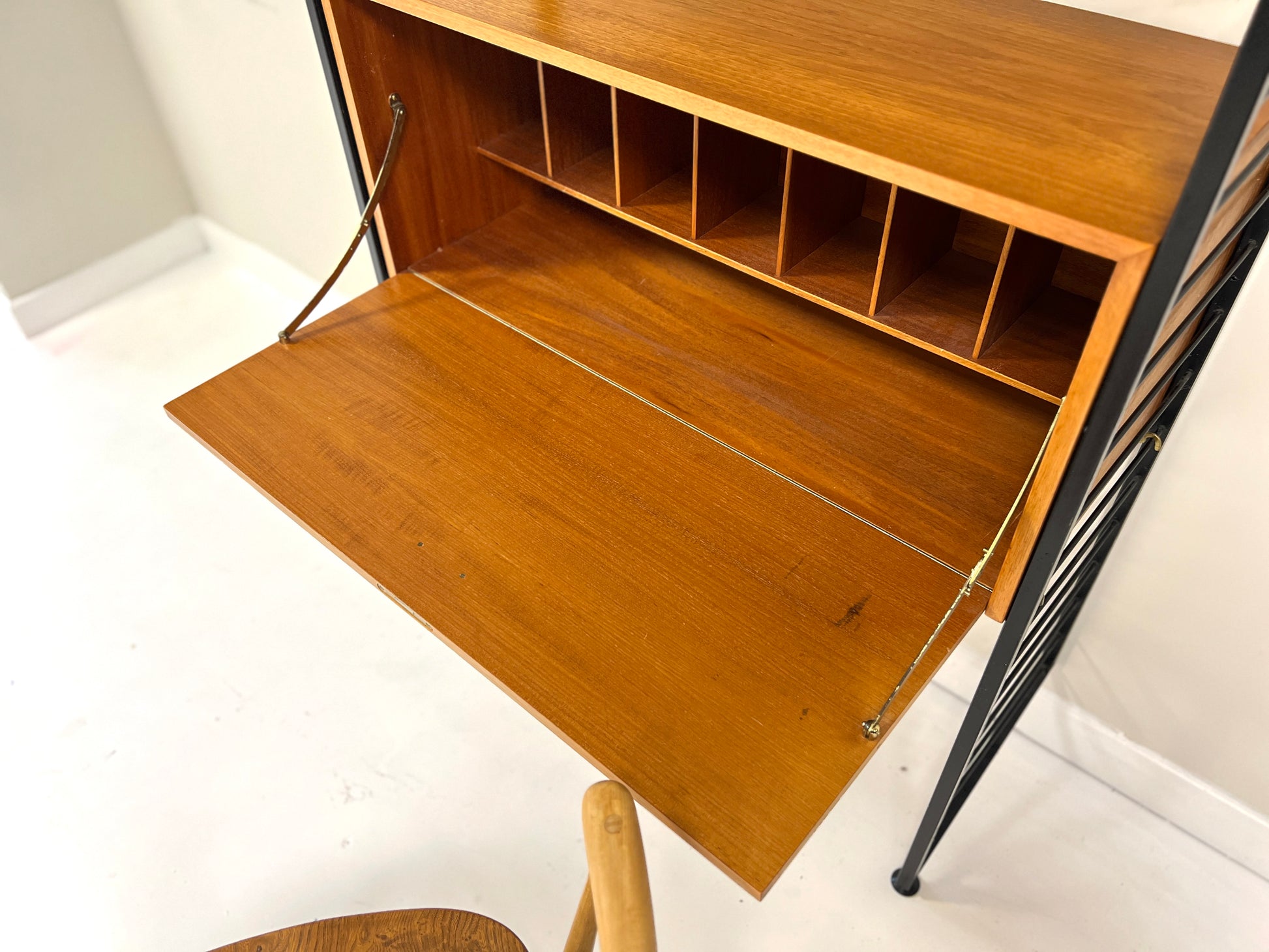 Ladderax, Mid Century Modular Shelving System/Bureau