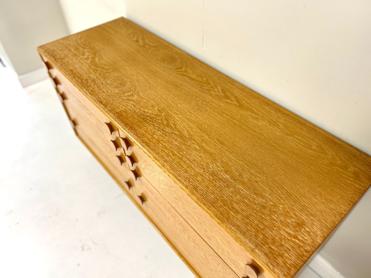 Meredew, Vintage Oak Chest of Drawers