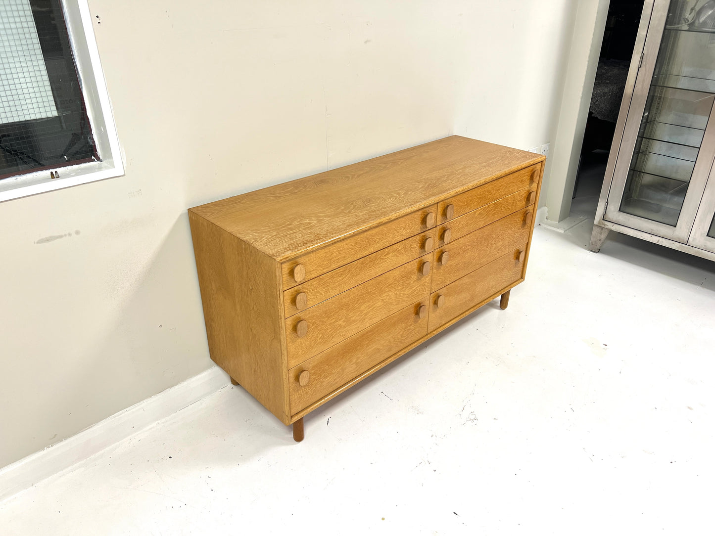 Meredew, Vintage Oak Chest of Drawers