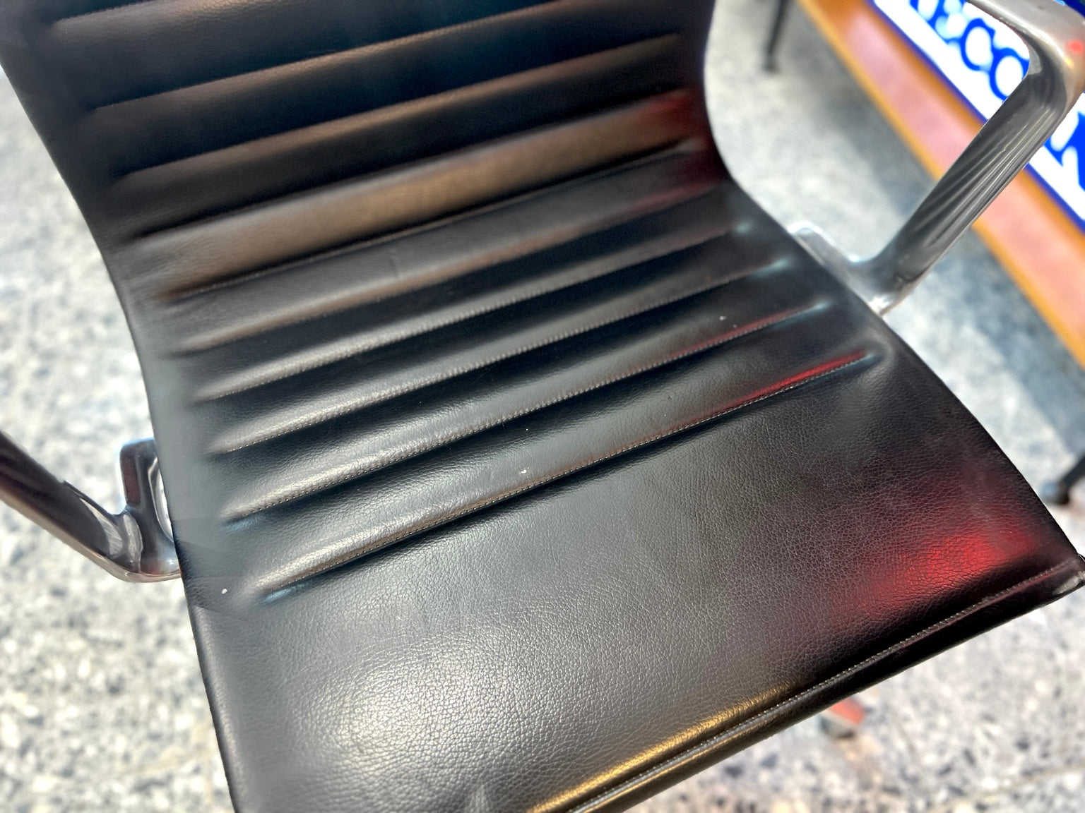 Eames EA108 office chair seat condition detail