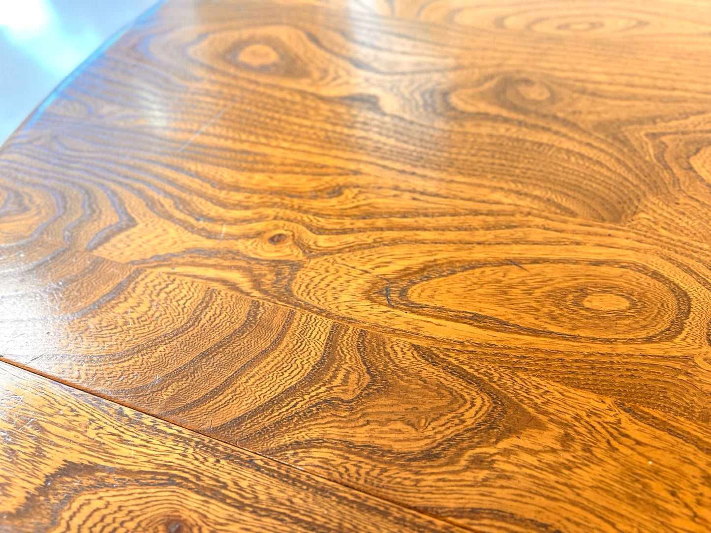 Ercol 384 Drop Leaf Dining Table