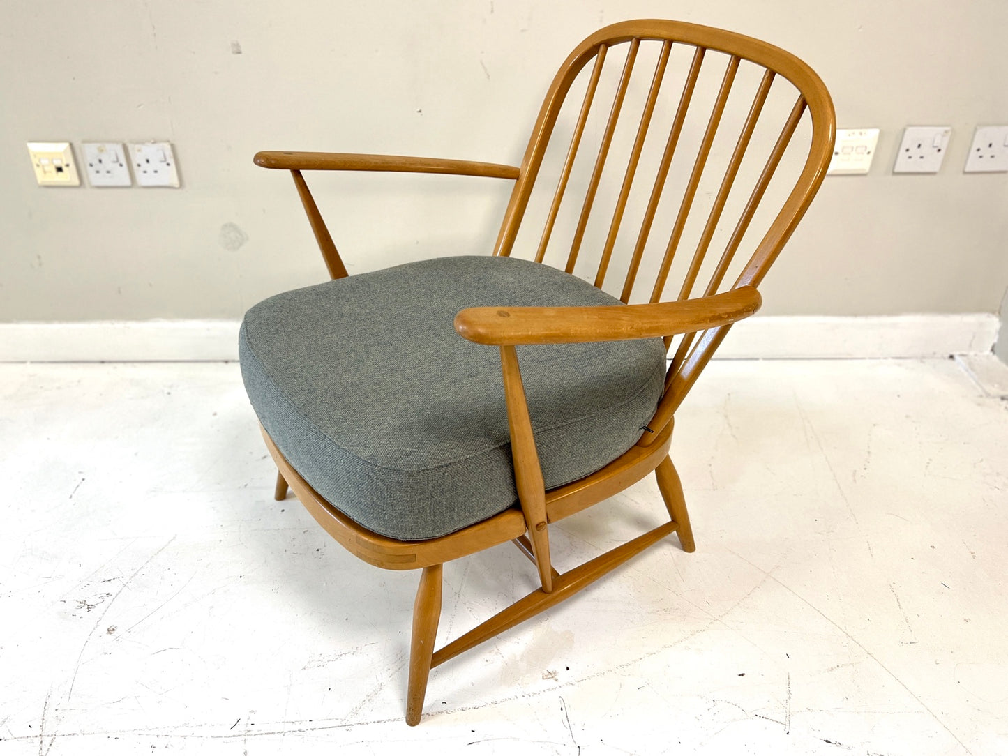 Ercol 334 Easy Armchair front angled view