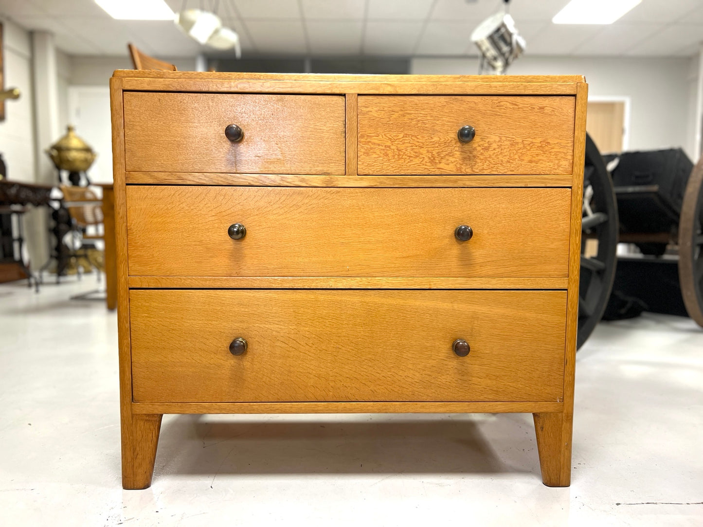 Lebetkin Products Ltd ex Air Ministry oak chest of drawers dovetail drawer detail