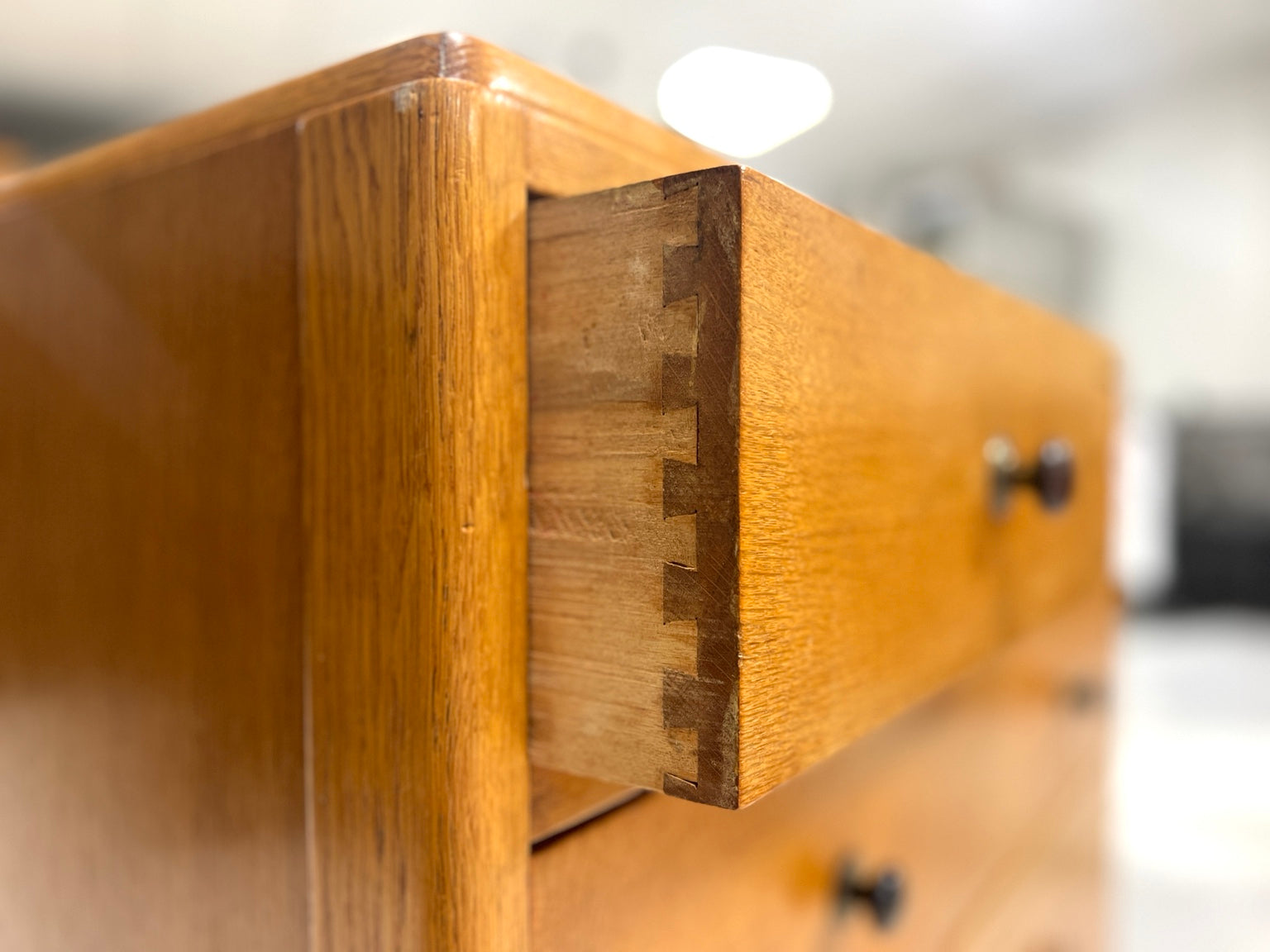 Lebetkin Products Ltd ex Air Ministry oak chest of drawers top wear detail
