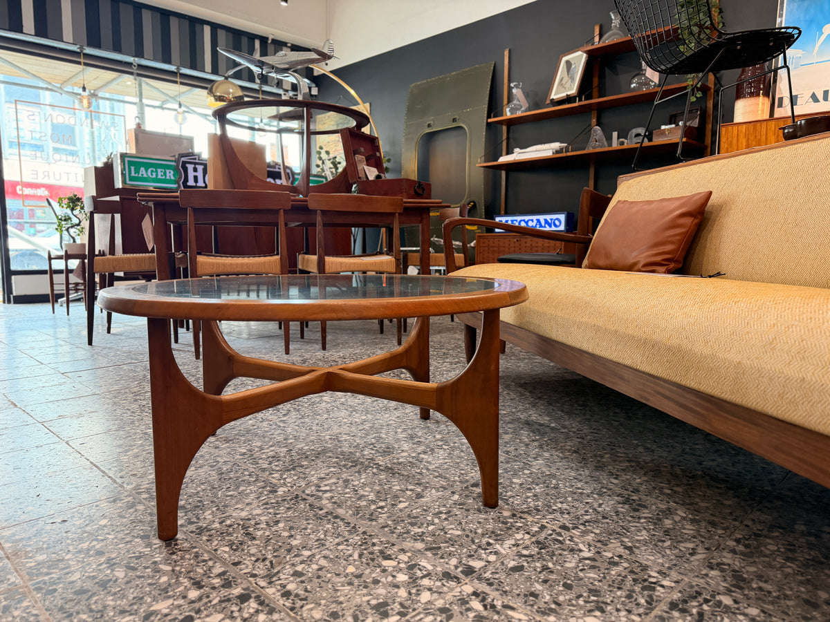 Stonehill teak and glass round coffee table detail 4