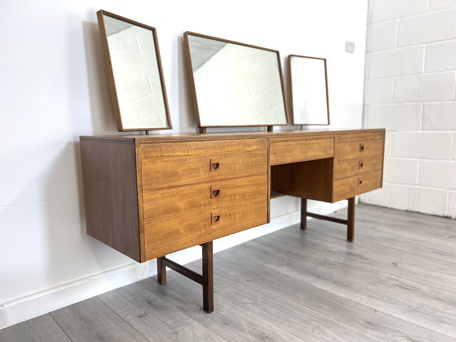 Alfred Cox, Vintage Walnut Dressing Table