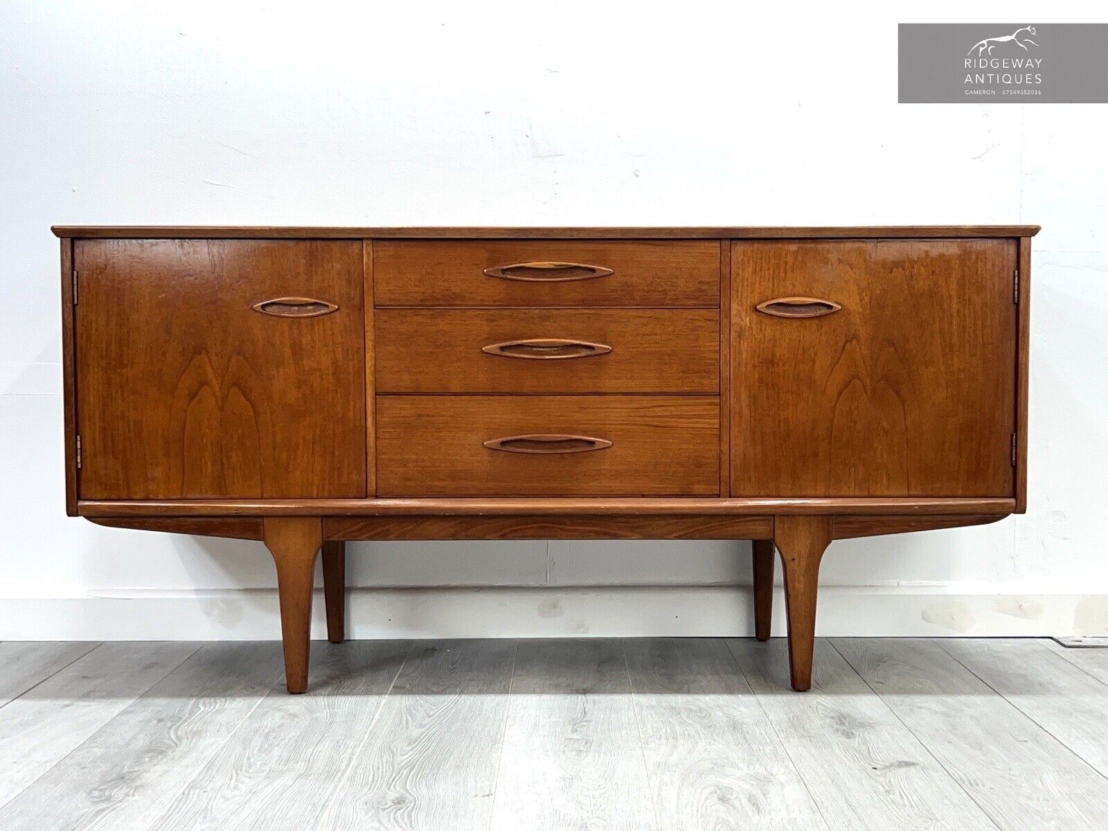 Jentique, Mid Century Teak Compact Sideboard / Credenza