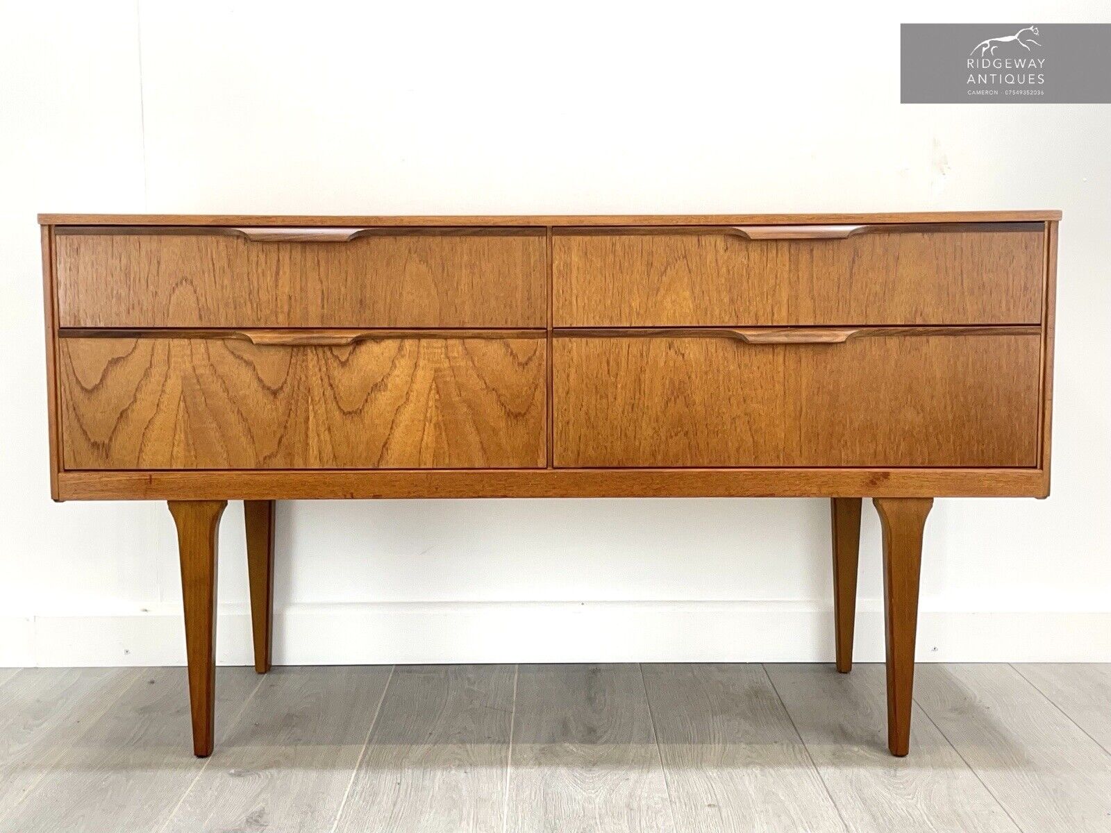 Austinsuite, Vintage Chest of 4 Drawers / Short Sideboard