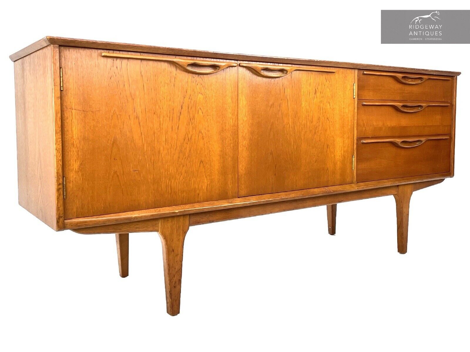 Mid Century Modern, Jentique Compact Sideboard