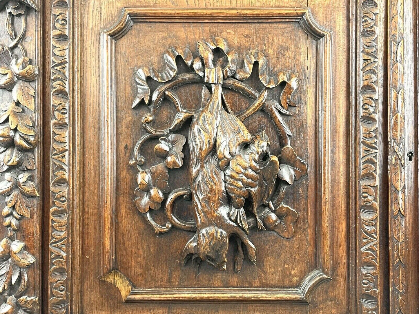 19th Century - Green Man Oak Carved Sideboard with Carvings of Game