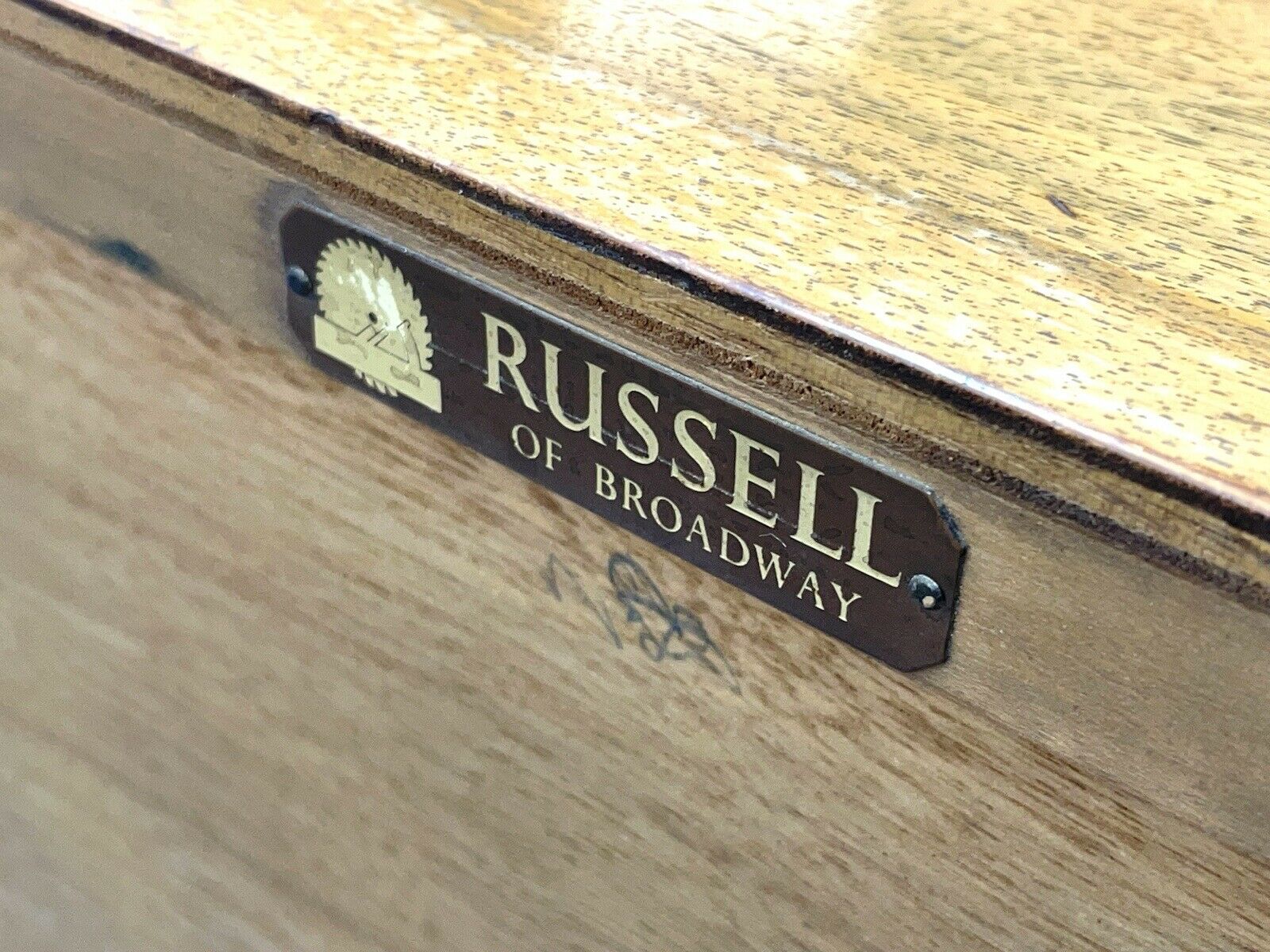 Gordon Russell, Mid Century Walnut Sideboard