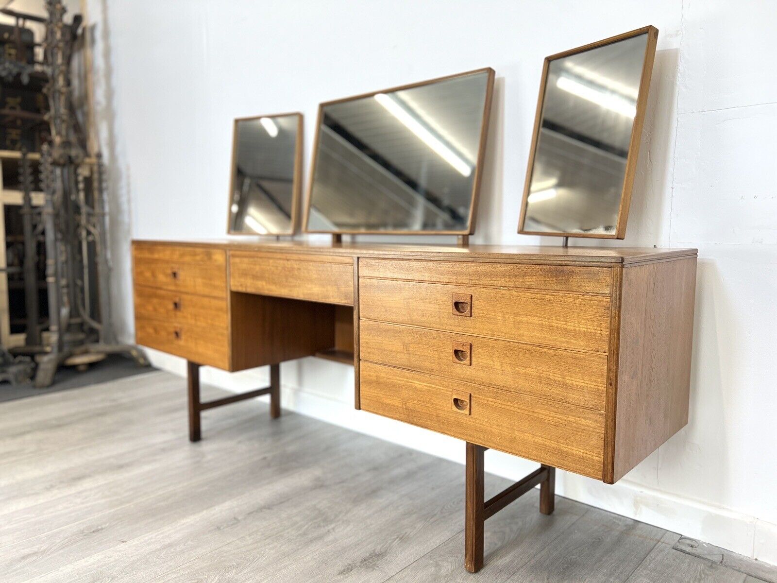 Alfred Cox, Vintage Walnut Dressing Table