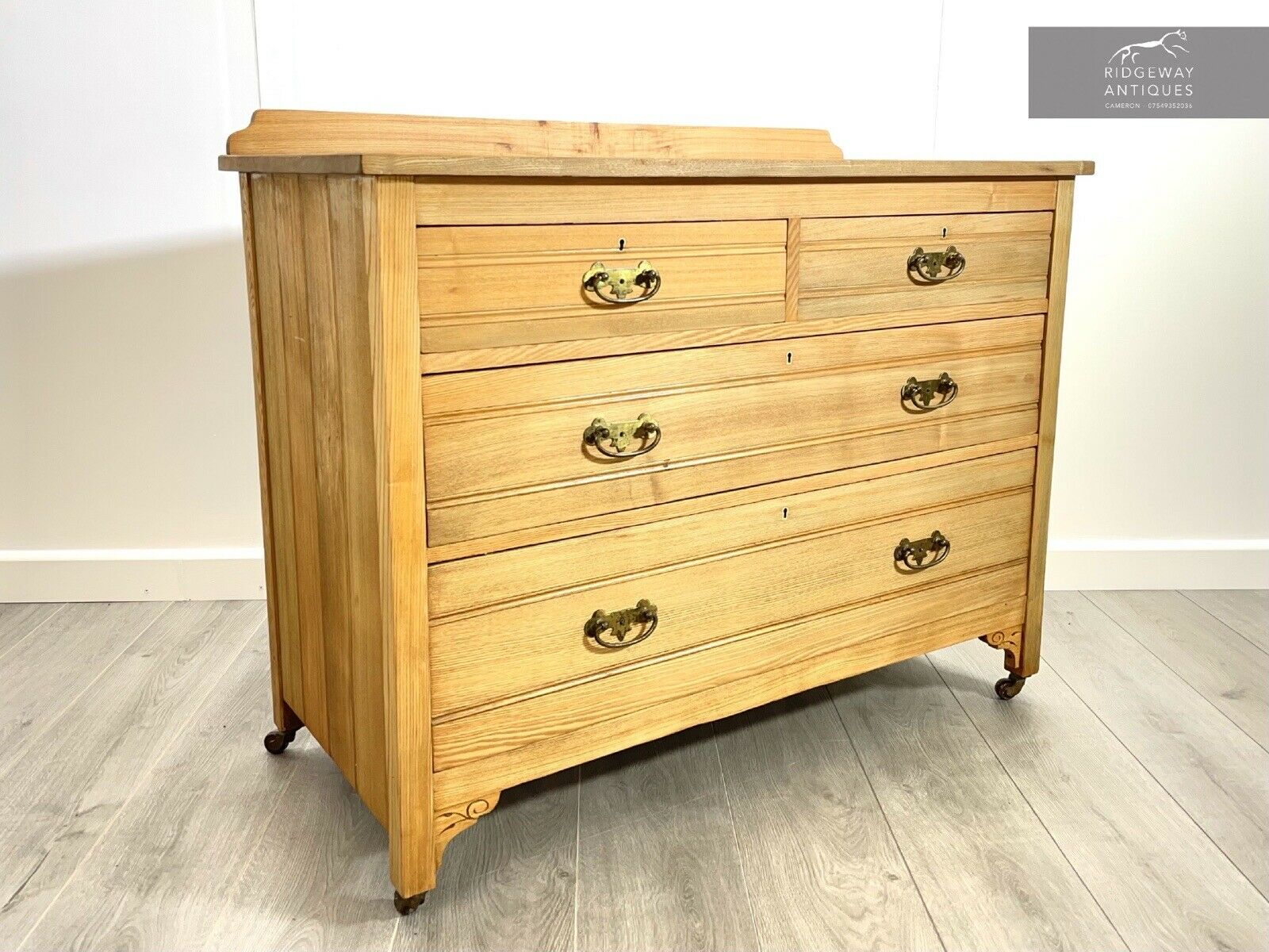 Edwardian, Light Oak Chest of Drawers - 2 Short Over 2 Long