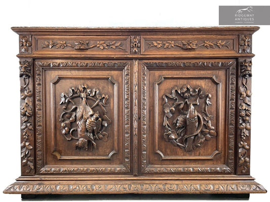 19th Century - Green Man Oak Carved Sideboard with Carvings of Game