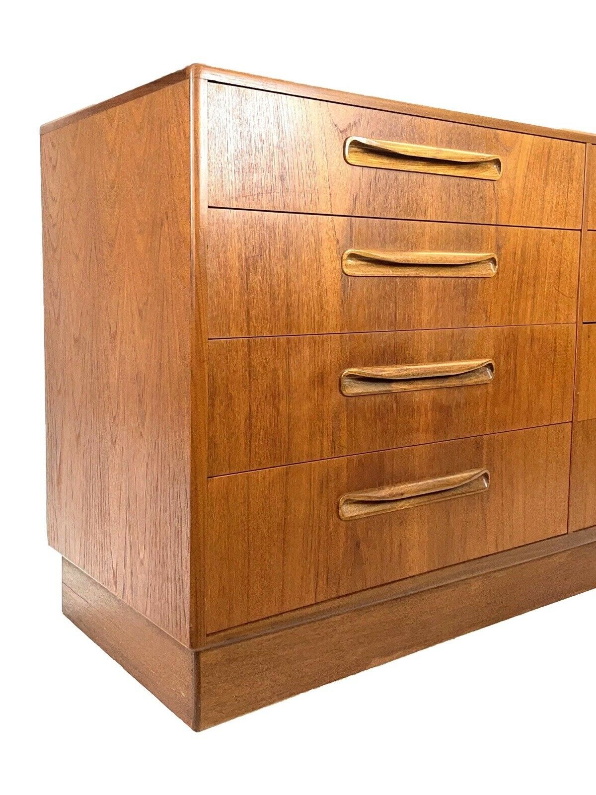 G Plan Fresco, Mid Century Modern, Bank Of 8 Drawers / Chest Of Drawers
