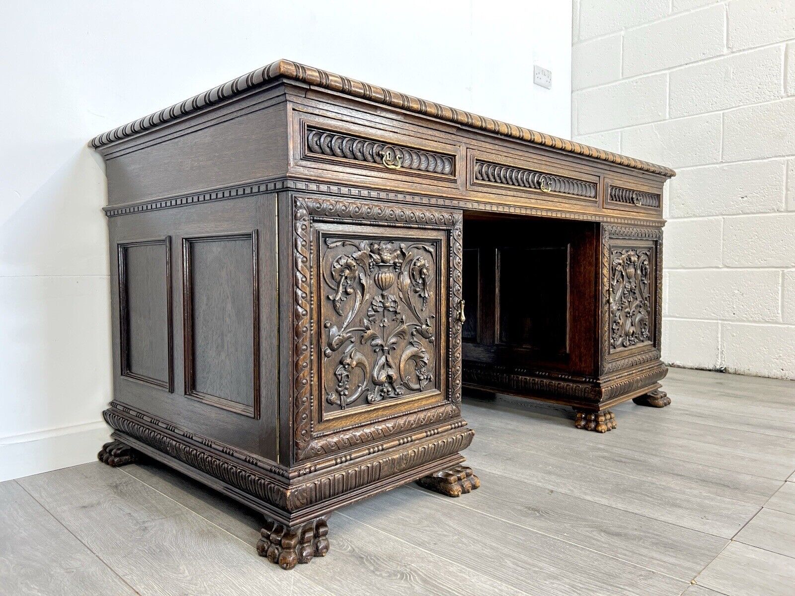 19th Century, Carved Oak Double Pedestal Desk