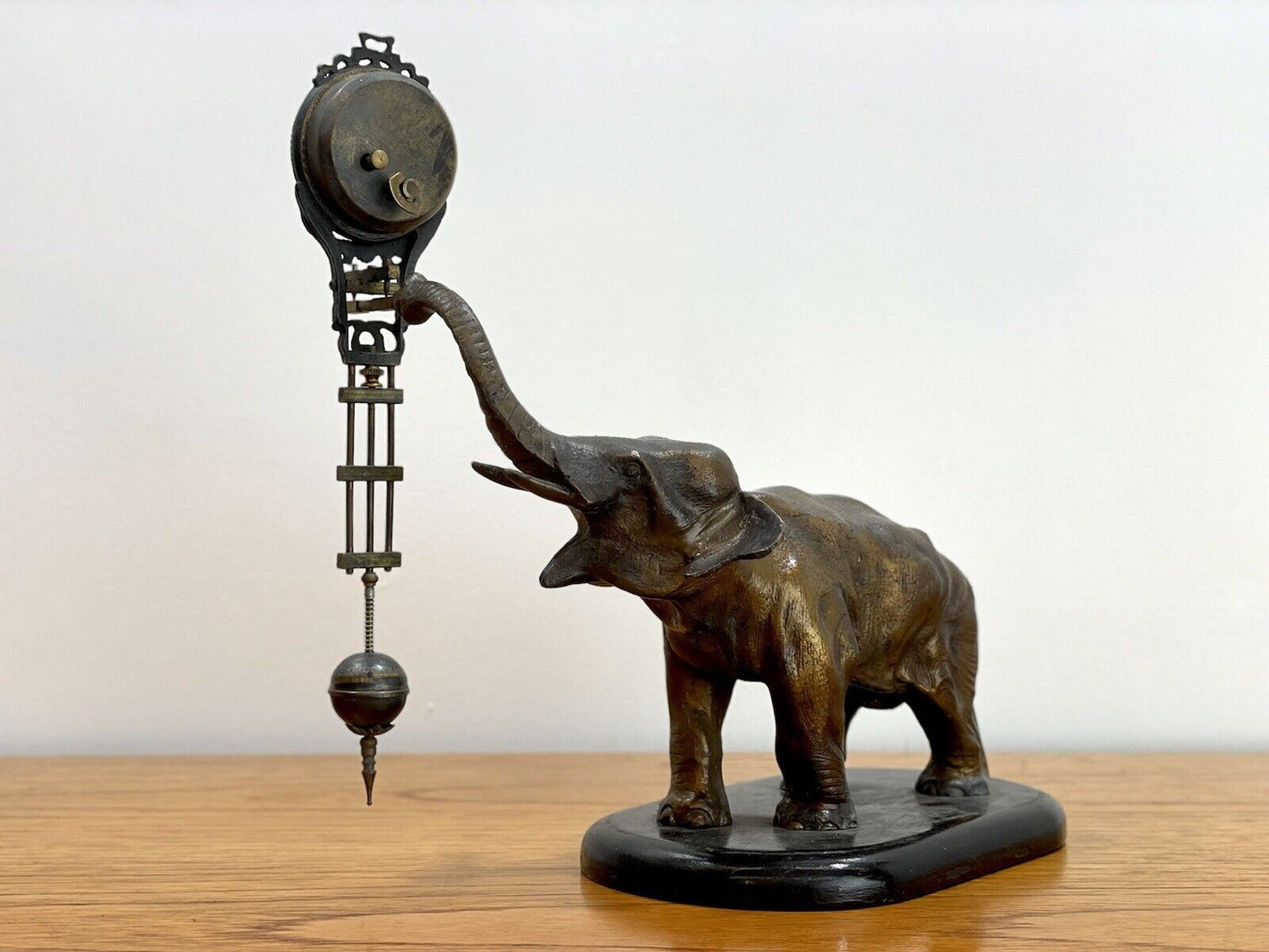 Junghans, Antique Elephant Swinging Clock