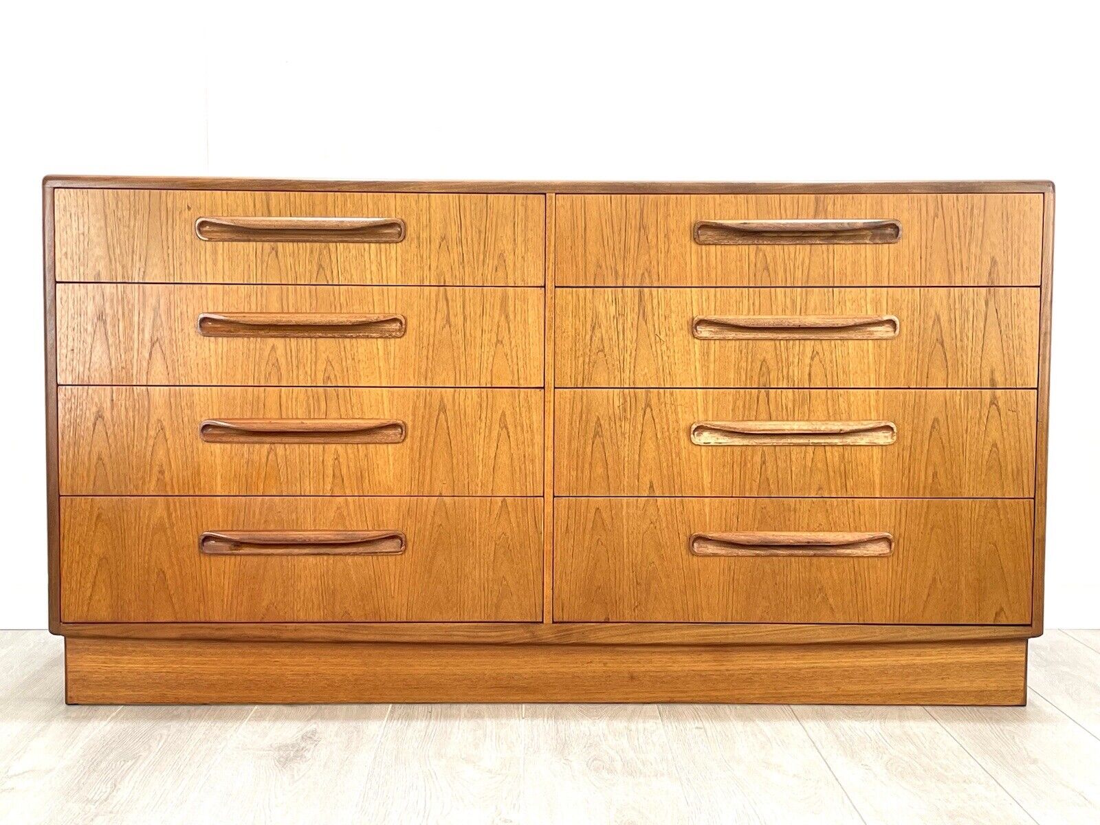 G Plan Fresco, Mid Century Bank Of 8 Drawers / Chest Of Drawers