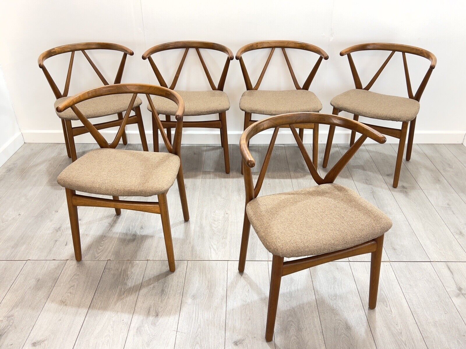 Set of 6, Henning Kjaernulf for Bruno Hansen, Wishbone Dining Chairs