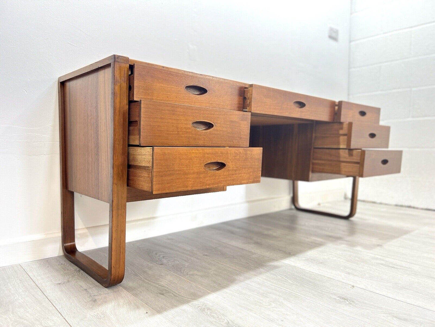 Gunther Hoffstead for Uniflex, Rare Mid Century Desk