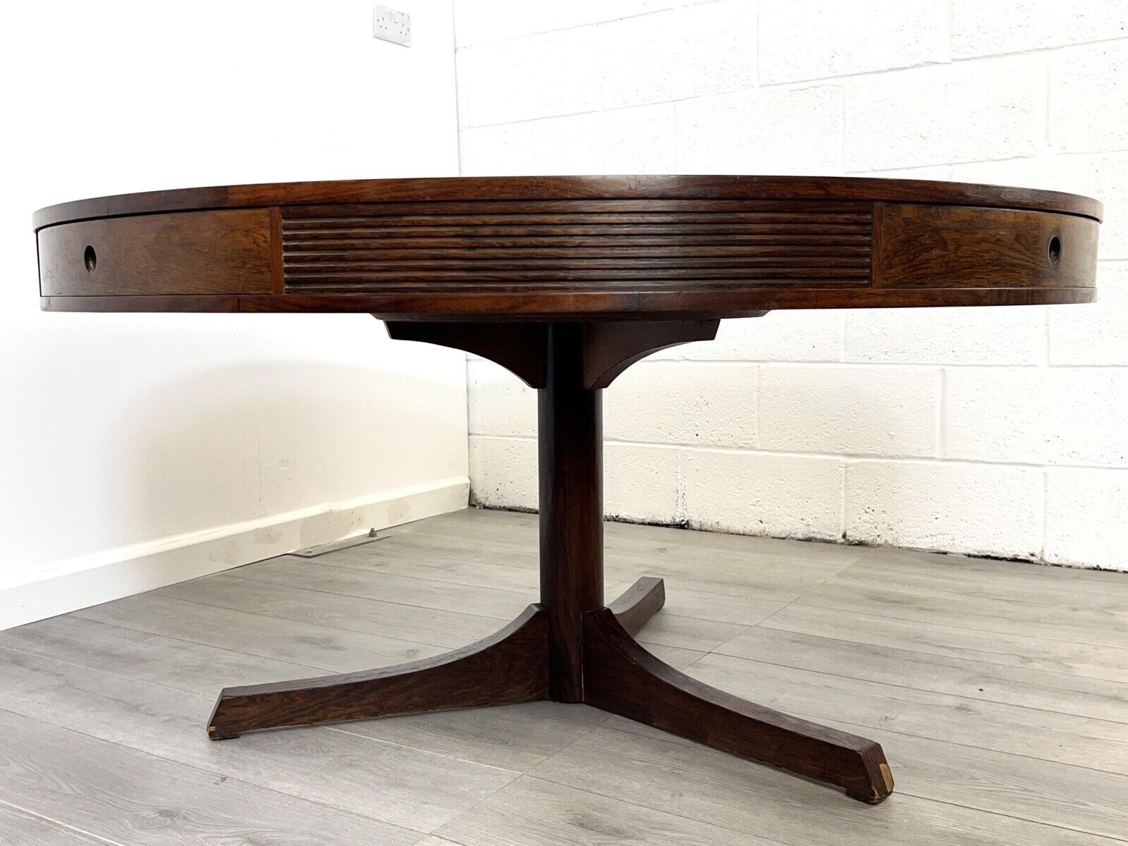 Robert Heritage for Archie Shine, Mid Century Rosewood Drum Dining Table